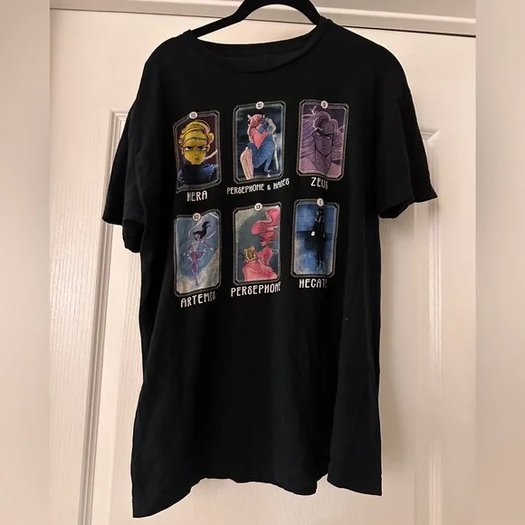 Lore Olympus Graphic Black T-Shirt size large - Picture 1 of 4